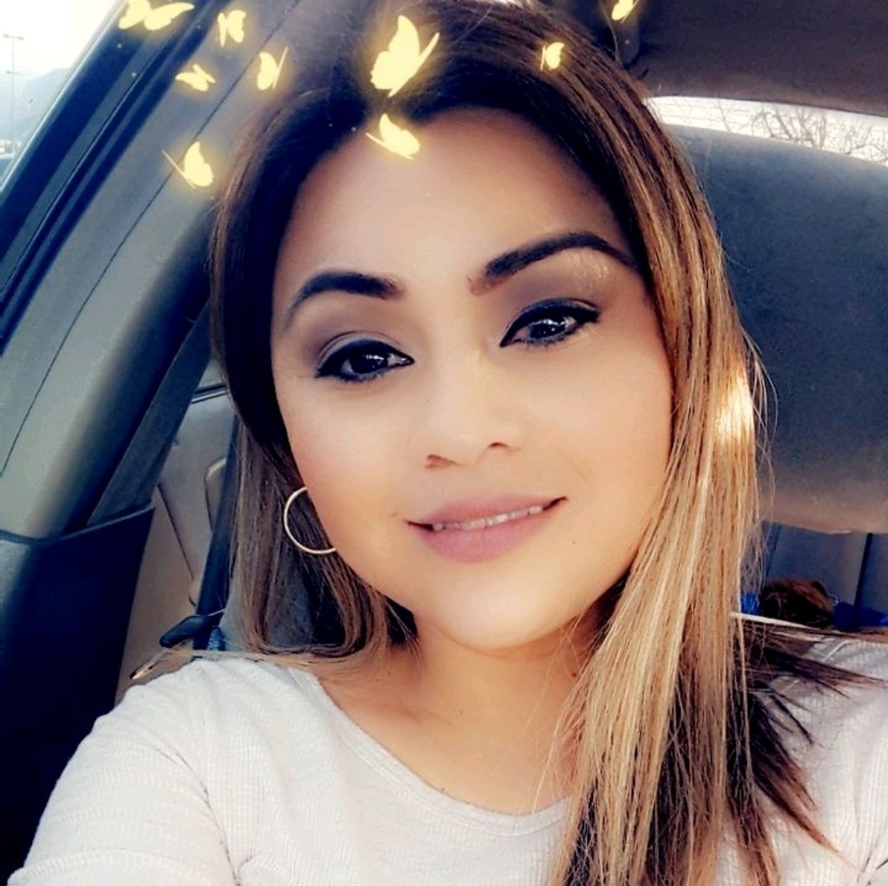 Meet your Posher, Ana